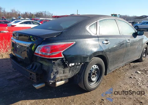 2015 Nissan Altima 2.5 S from USA, damaged, VIN 1N4AL3AP0FC118054